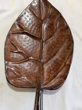 Leaf-Shaped Metal Wall Decor in Rich Brown Vintage 1970’s